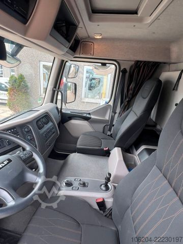 Camión plataforma con toldo DAF LF 260 mit Junge Pritschenaufbau 12to LBW