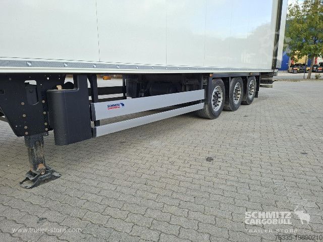 Hűtő félpótkocsi Schmitz Cargobull Reefer Standard