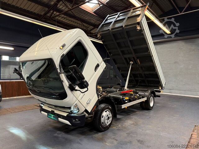 Třístranná sklápěcí dodávka MITSUBISHI Fuso Canter 7C18 3 Seiten Kipper Klima LED AHK