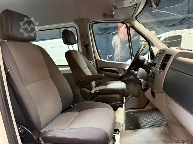 Microbuz VOLKSWAGEN Crafter MAXI L3H2 6 Sitze Klima STHZ AHK 1.Hand