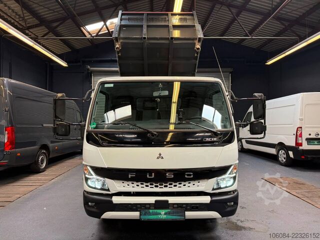 Kiepwagen bestelauto FUSO Canter 7C18 3 Seiten Kipper Klima LED SPUR AHK