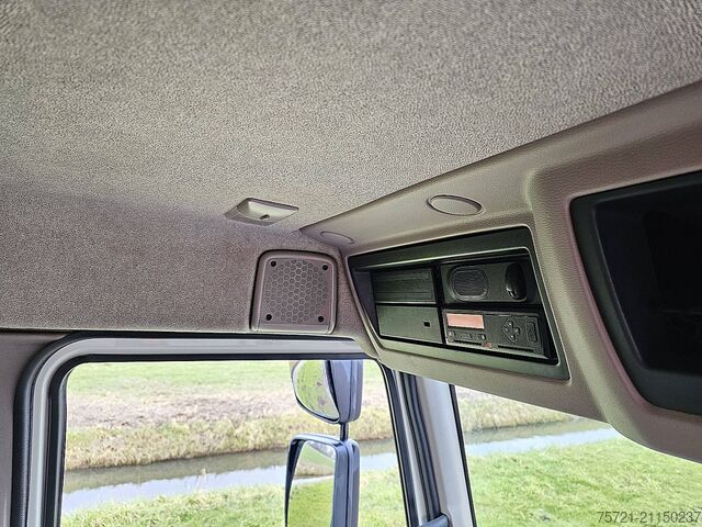 Furgón portacoches DAF LF 180