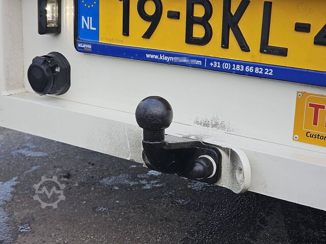 Furgón portacoches DAF LF 180