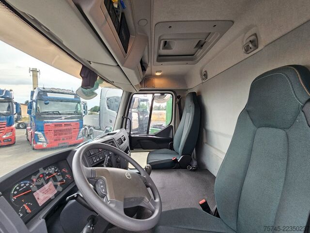 Φορτηγό πλατφόρμα με μουσαμά VOLVO FL 280 *16 T  *1,5 T LBW *