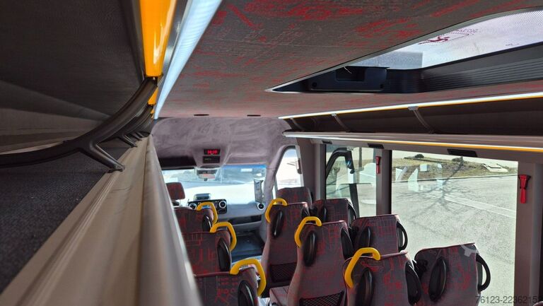 Minibusz MERCEDES-BENZ 30 Sitzer Schul- Transferbus 519 Vorlauffahrzeug