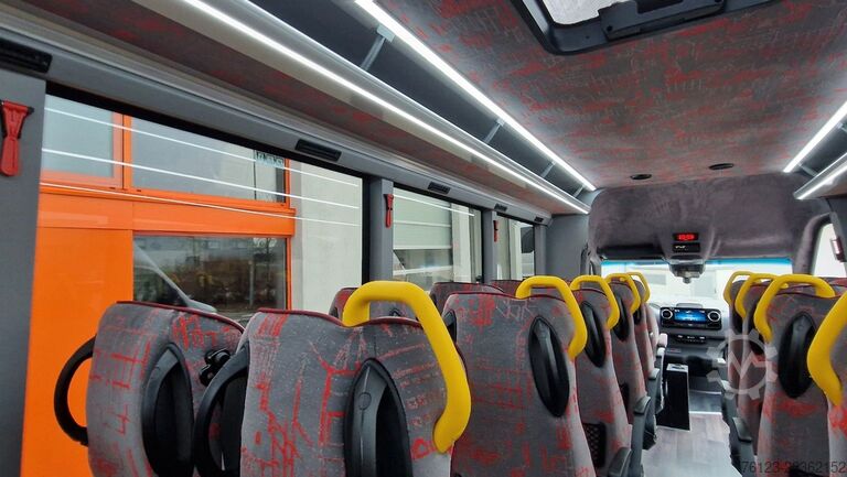 Minibusz MERCEDES-BENZ 30 Sitzer Schul- Transferbus 519 Vorlauffahrzeug