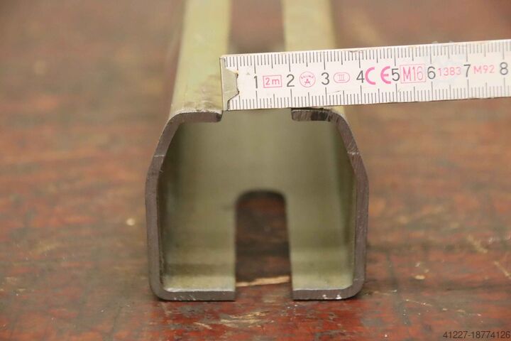 Hjälmskena Helm Profil 500  Länge 250 mm