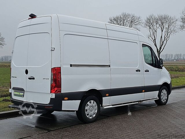 Station wagon con tetto alto MERCEDES-BENZ SPRINTER 311 CDI 37 L2H2