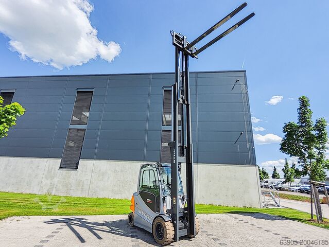 ELEKTRISCHE VORKHEFTRUCK Still RX 60-50