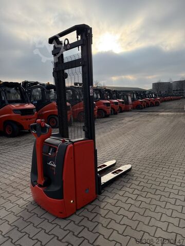 High Lift stacker Linde L16