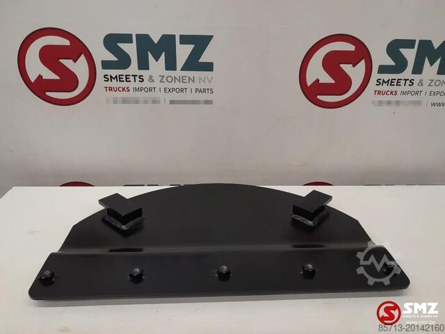 Şasi parçası Caterpillar Swivel guard steel plate Caterpillar