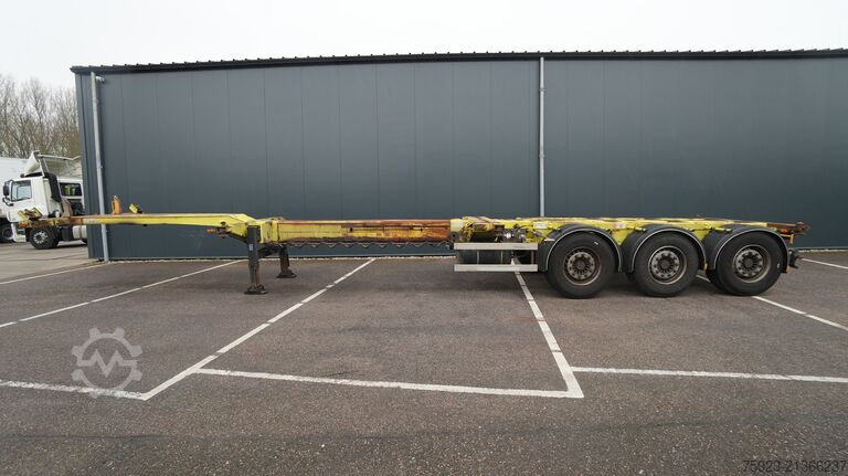 Transport af containere D-tec Extendable container transport trailer