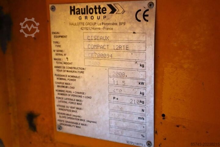 Ψαλίδι ανύψωσης Haulotte Compact 12RTE Electric, 12m Working Height, 450kg
