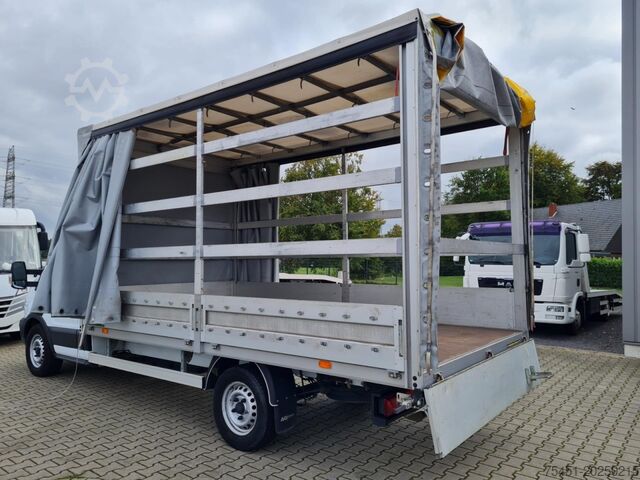 Curtain sider van Ford Transit 35 Pritsche Schiebe Plane TDCi L3 KLIMA