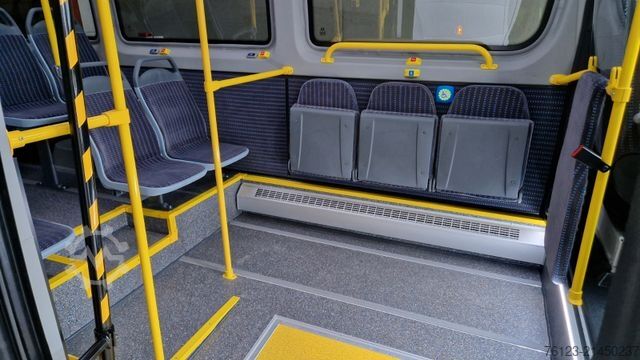 Minibús MERCEDES-BENZ 517 / 515 Frontniederflur mit  Ada Systeme