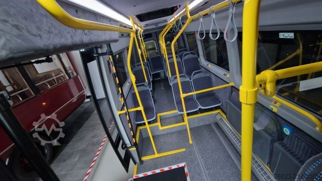 Minibús MERCEDES-BENZ 517 / 515 Frontniederflur mit  Ada Systeme