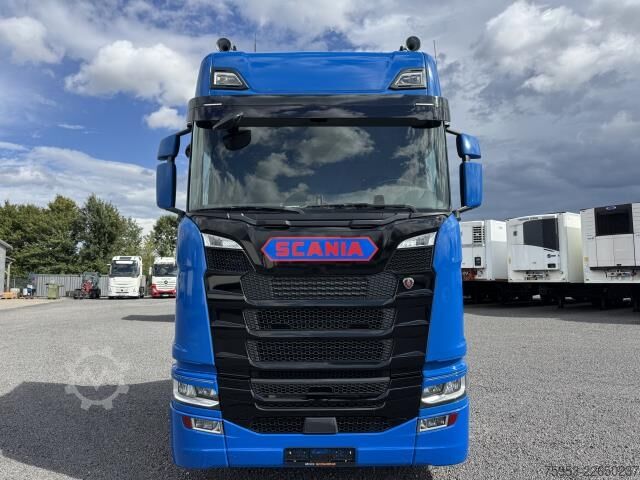 Tractora standard Scania S 520 V8 4x2 Luft / Luft Leder LED Retrader