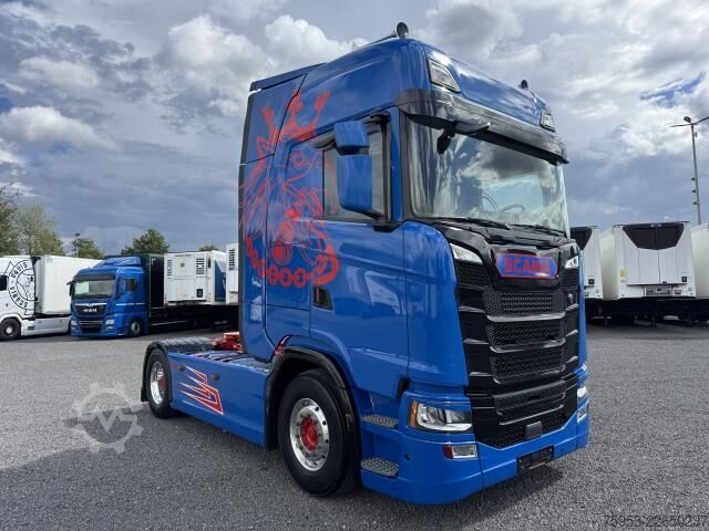 Tractora standard Scania S 520 V8 4x2 Luft / Luft Leder LED Retrader