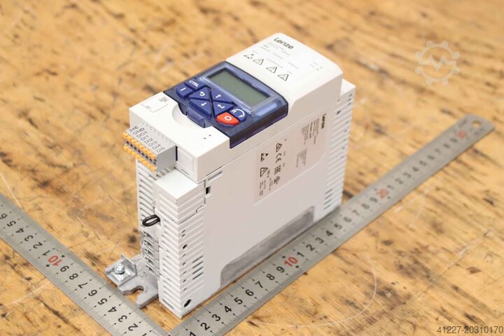 Inversor de frequência 0,37 kW Lenze i550