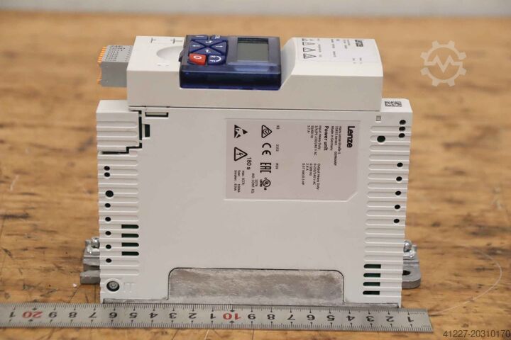 Inversor de frequência 0,37 kW Lenze i550