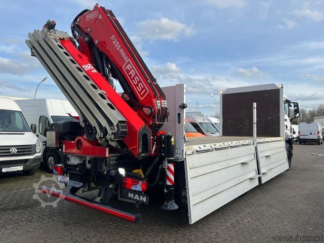 Flatbed truck MAN TGS 26.470 FASSI F235A.2 e-Dynamic*5-Fach+Kran*