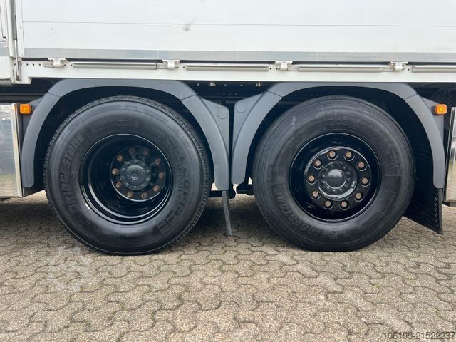 Flatbed truck MAN TGS 26.470 FASSI F235A.2 e-Dynamic*5-Fach+Kran*