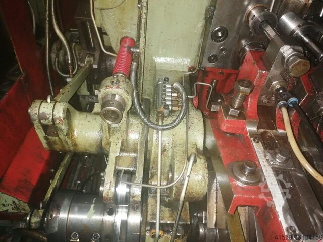 2 matrijzen - 3-slag pers ASAHI OKUMA RH60