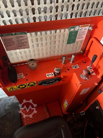 Instalație de foraj SANDVIK DD210V Sandvik DD210V DRILL RIG 360 GRADE