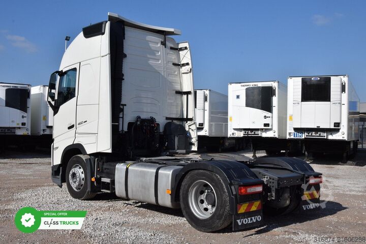 Standaard trekker VOLVO FH 460 Globetrotter XL i-Save