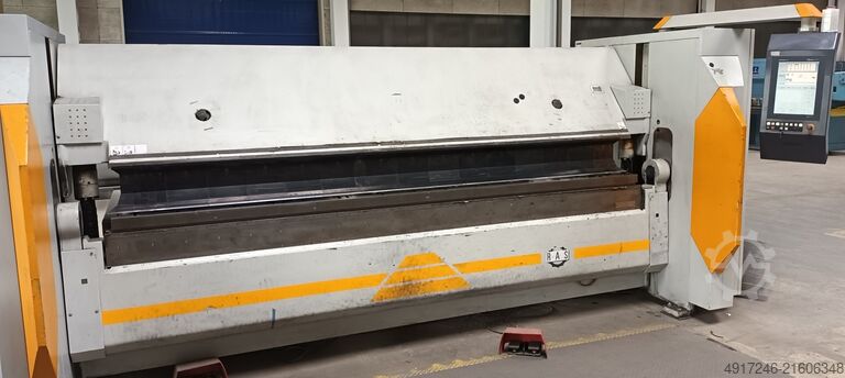 Mašina za savijanje RAS GIGAbend 76.30