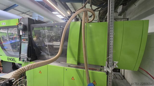 Macchina per stampaggio a iniezione ENGEL Victory 1050-220 spex