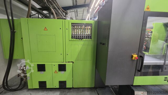 Macchina per stampaggio a iniezione ENGEL Victory 1050-220 spex
