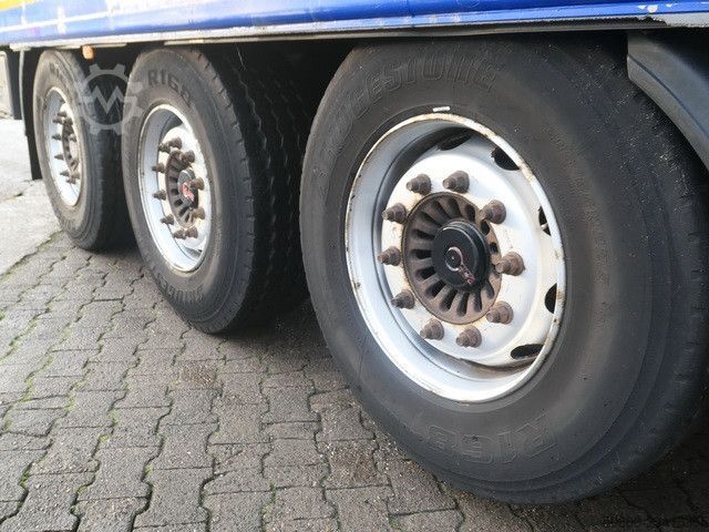 Auflieger mit Walkingfloor  LUECK