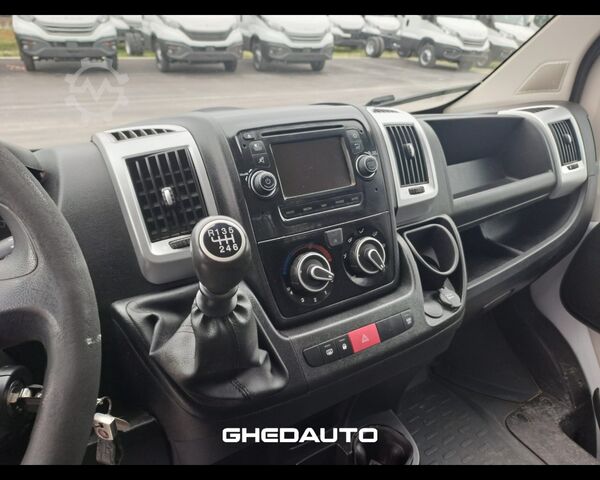 Microbuz FIAT DUCATO CASSONE