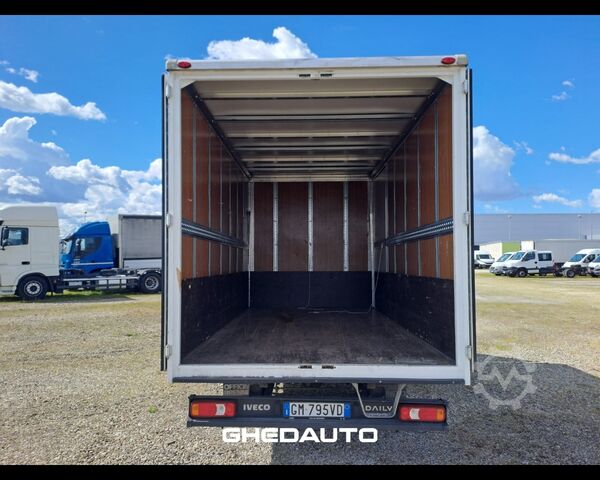 Microbuz IVECO 35C14 - 35C14H