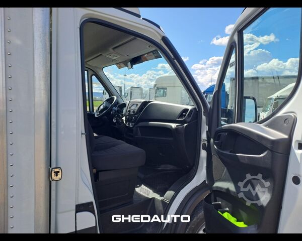 Microbuz IVECO 35C14 - 35C14H