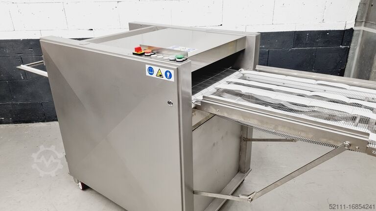 Machine voor het aanbrengen van loog Lochbihler Bea Quattro V4