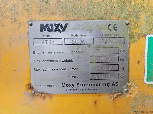Belden kırmalı damperli kamyon Moxy MT 41