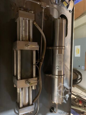 Máquina de corte por chorro de agua Ward Jet Emerald E1530