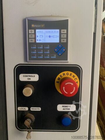 Máquina de corte por chorro de agua Ward Jet Emerald E1530
