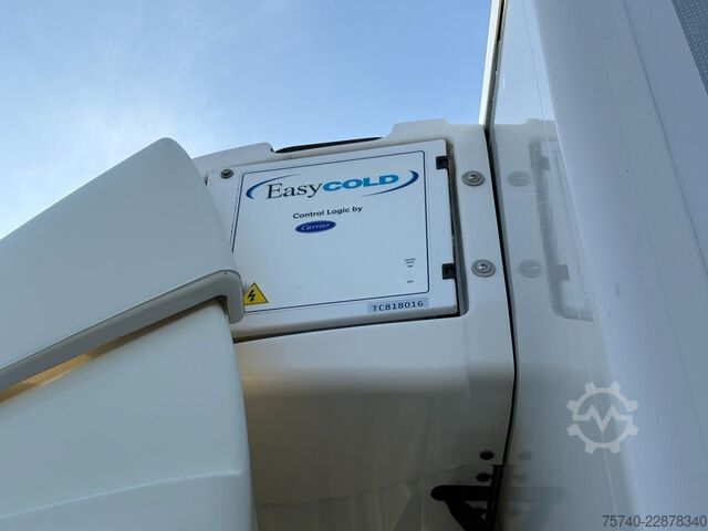 Refrigerated/freezer transport Iveco Eurocargo 120E21 + CARRIER SUPRA 550 + LOADLIFT...