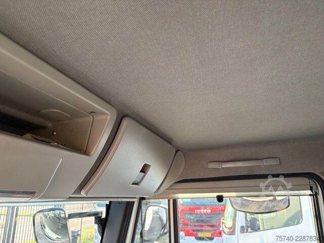 Refrigerated/freezer transport Iveco Eurocargo 120E21 + CARRIER SUPRA 550 + LOADLIFT...