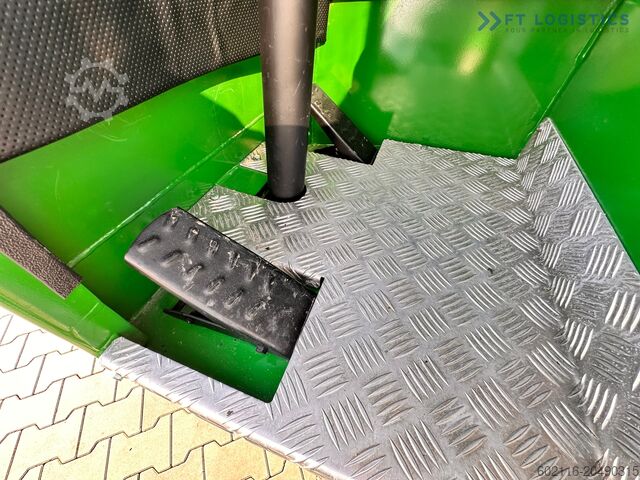 4-way forklift truck Combilift C4000 / TRIPLEX / 4900MM / GAS