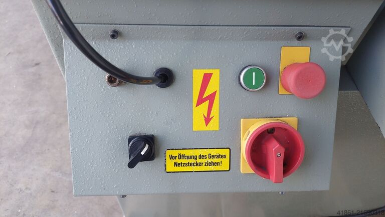 Çıkış oluk freze makinesi PRESSTA EISELE AKF