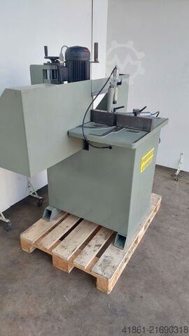 Çıkış oluk freze makinesi PRESSTA EISELE AKF