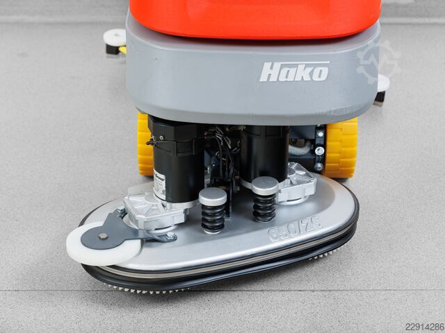 Hako Scrubmaster B70 ÚJ AKKUMULÁTOROK Hako Scrubmaster B70 TB650 - 2014y - 1888h