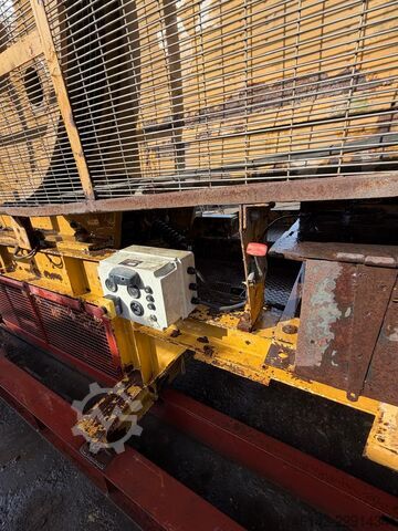  Parker 0745 Hooklift Jaw Crusher