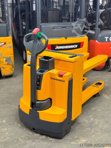 No pallet truck driver Jungheinrich EJE C20 - Service Neu - nur 2638 Std.-Batterie 85%