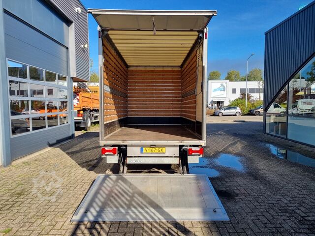 Closed box Iveco Daily 35C14 Bakwagen Laadklep 21m3 N1 Euro 6