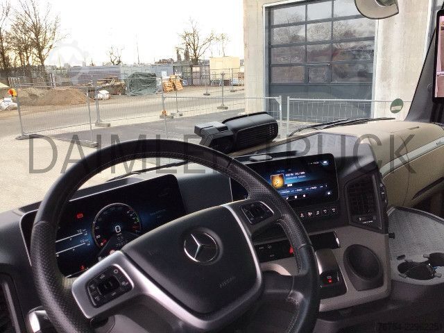 Τυπική μονάδα τράκτορα Mercedes-Benz Actros 1853 LS 4x2 SoloStar Giga Retarder Standkli